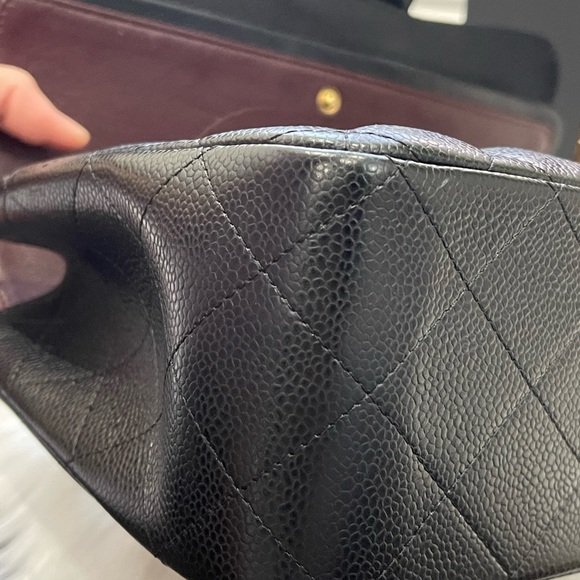 Chanel jumbo caviar gold hardware - Picture 11 of 16